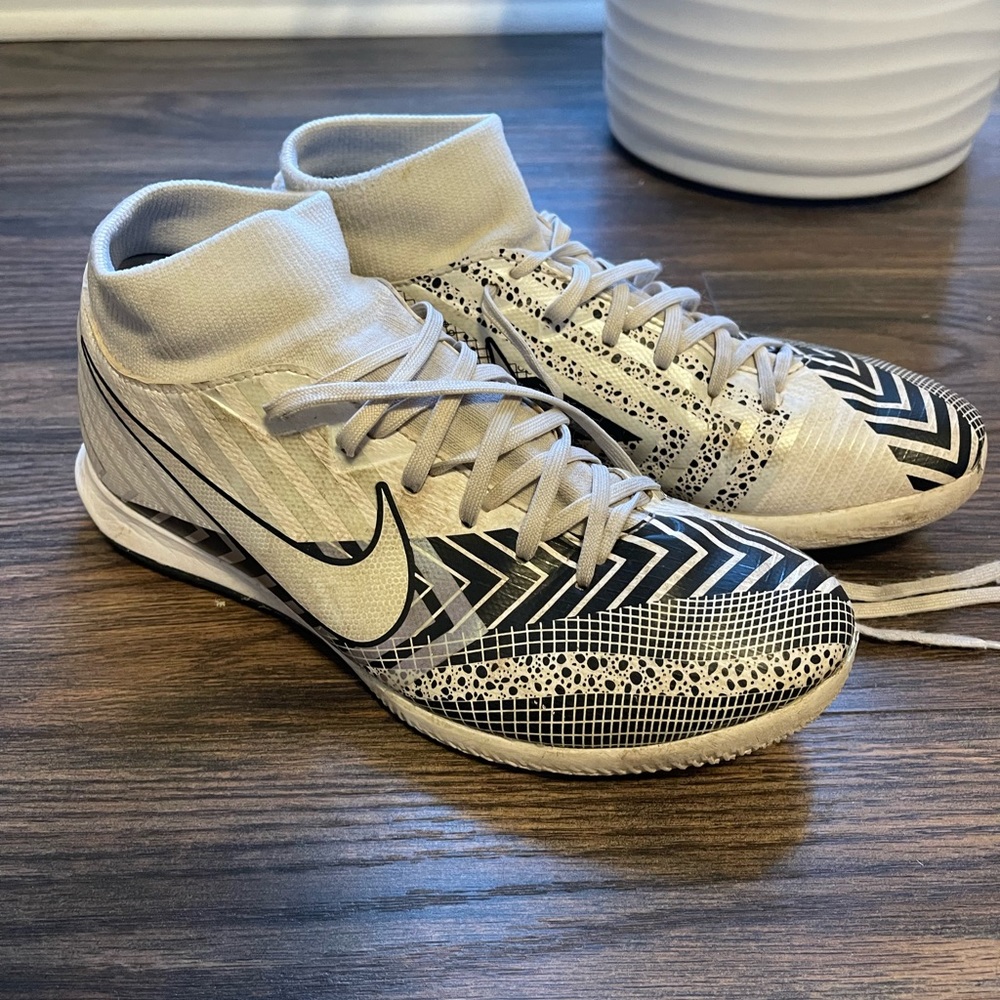 Nike Futsal / Indoor soccer shoes. Used about 10 times.